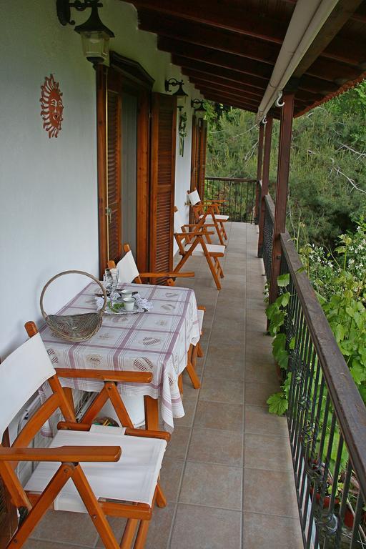Katoikia Me Ta Pitharia Villa Prinos  Exterior photo