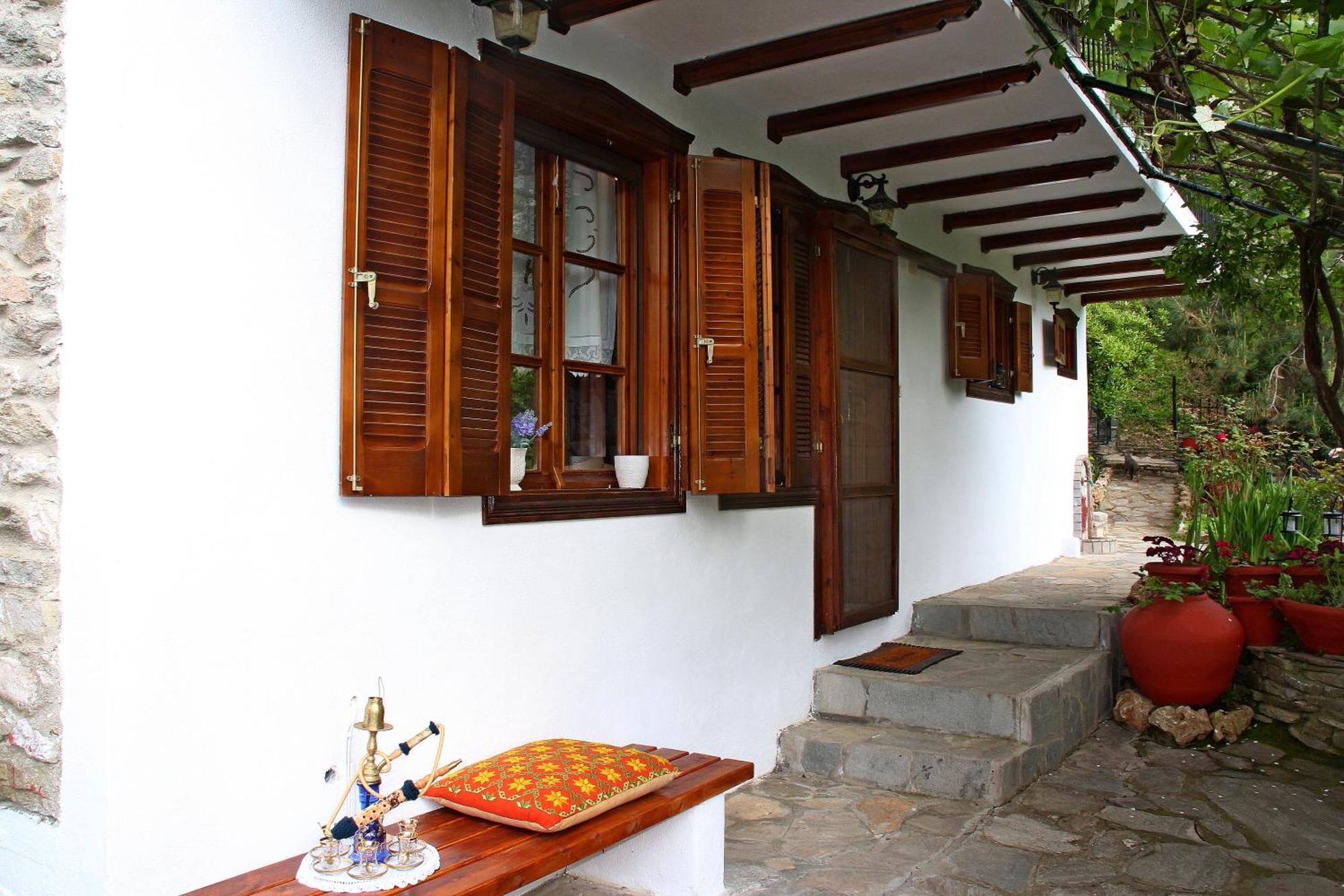 Katoikia Me Ta Pitharia Villa Prinos  Exterior photo
